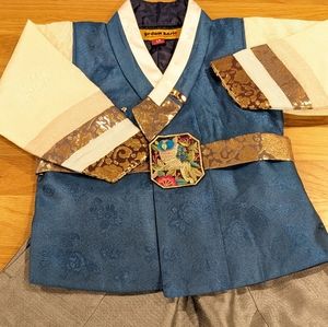 Boys Hanbok (Traditional Korean outfit)